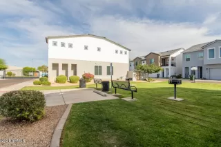 Photo #2: 6221378 Listing