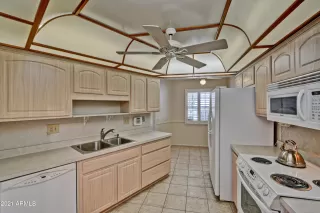 Photo #1: 6221400 Listing 