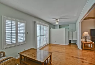 Photo #2: 6221400 Listing 