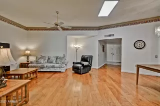 Photo #3: 6221400 Listing 