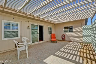 Photo #5: 6221400 Listing 