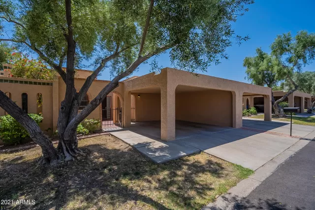 MLS: 6221702 Condo For Sale