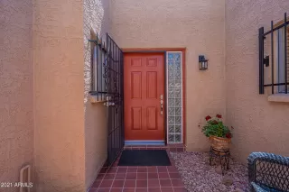 Photo #4: 6221702 Listing