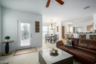 Photo #6: 6221749 Listing