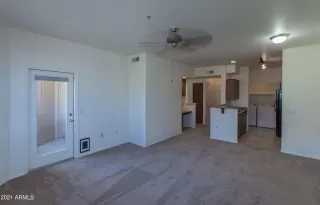 Photo #4: 6221798 Listing