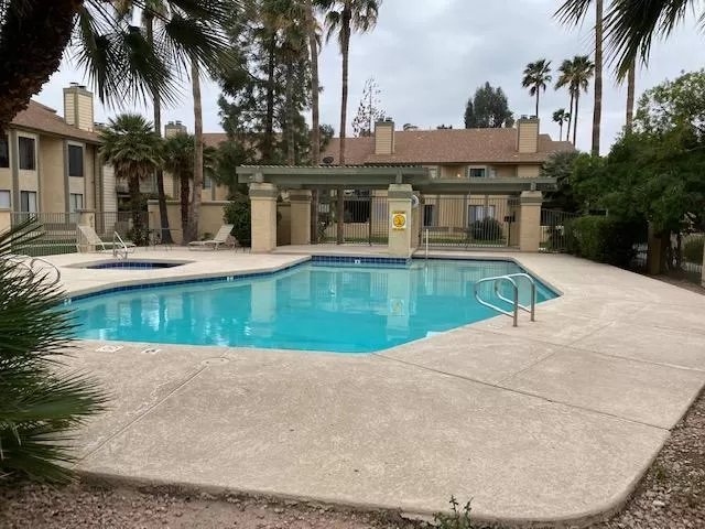 MLS: 6221868 Condo For Sale