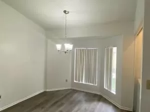 Photo #4: 6221868 Listing