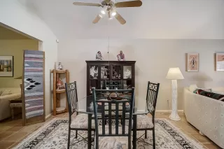 Photo #3: 6221901 Listing