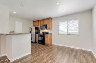 Photo #6: 6221974 Listing