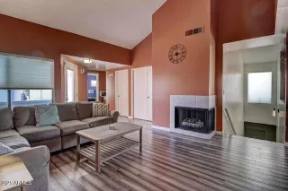 Photo #2: 6221987 Listing