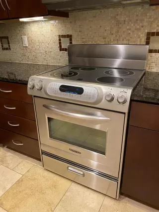 Photo #4: 6222043 Listing