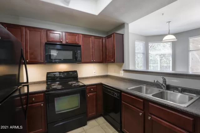 MLS: 6222074 Condo For Sale