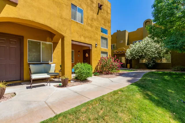 MLS: 6222091 Condo For Sale