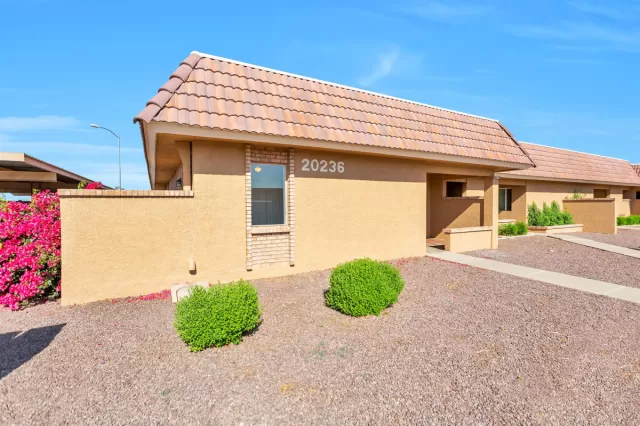 MLS: 6222289 Condo For Sale