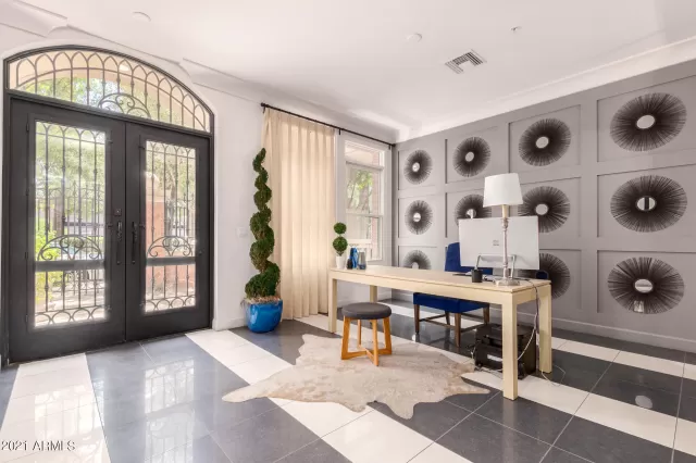 MLS: 6222327 Condo For Sale