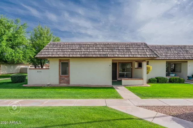 MLS: 6222580 Condo For Sale