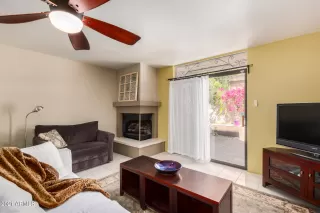 Photo #6: 6222720 Listing