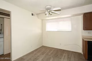 Photo #5: 6222847 Listing