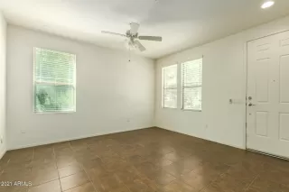 Photo #4: 6222938 Listing