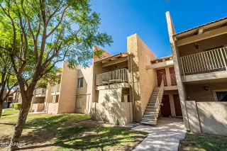 Photo #3: 6222979 Listing