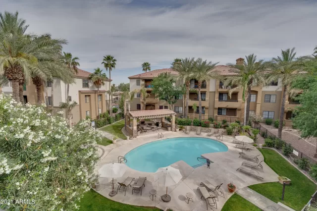 MLS: 6223147 Condo For Sale