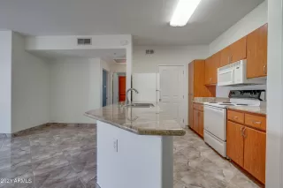 Photo #6: 6223147 Listing