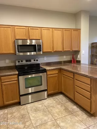 Photo #5: 6223248 Listing