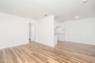 Photo #6: 6223266 Listing