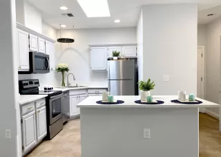 Photo #4: 6223286 Listing