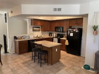 Photo #3: 6223304 Listing