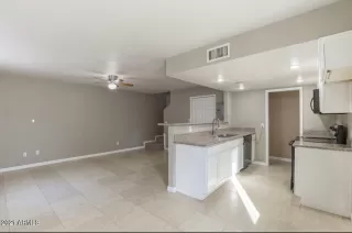 Photo #2: 6223356 Listing