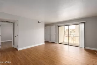 Photo #3: 6223497 Listing