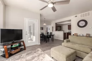 Photo #5: 6223510 Listing