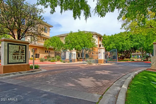 MLS: 6223525 Condo For Sale