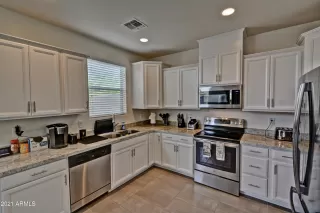 Photo #3: 6223626 Listing