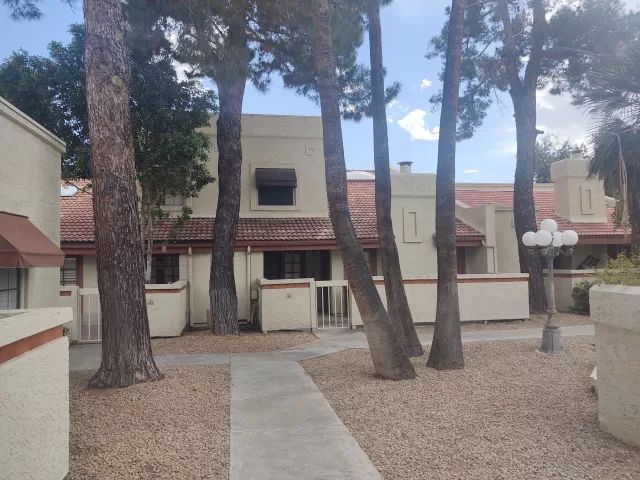 MLS: 6224005 Condo For Sale