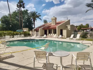 Photo #5: 6224005 Listing 