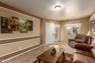 Photo #5: 6224012 Listing 