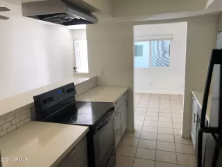 Photo #4: 6224123 Listing