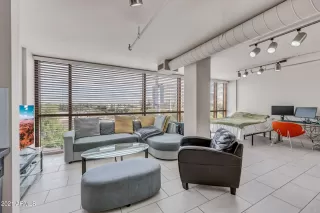 Photo #1: 6224207 Listing 