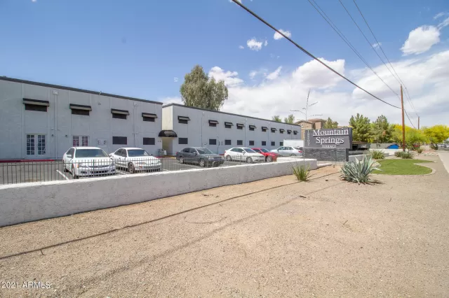 MLS: 6224250 Condo For Sale