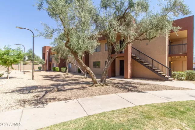 MLS: 6224266 Condo For Sale