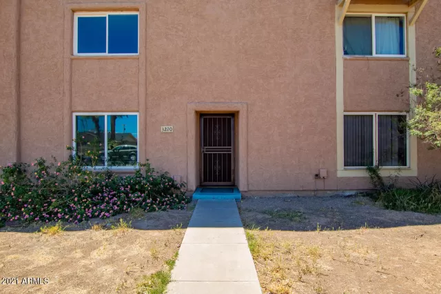 MLS: 6224346 Condo For Sale