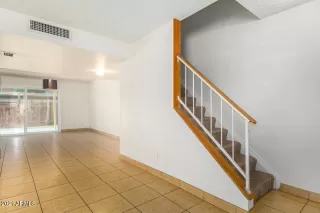 Photo #6: 6224346 Listing