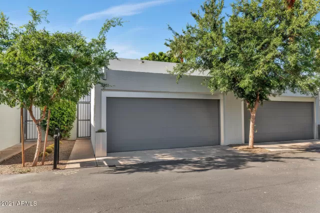 MLS: 6224402 Condo For Sale