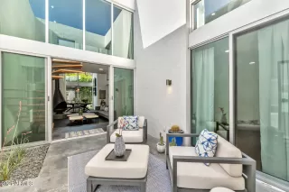 Photo #1: 6224402 Listing 