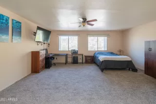 Photo #4: 6224466 Listing