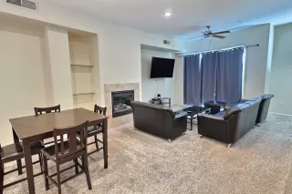 Photo #5: 6224472 Listing