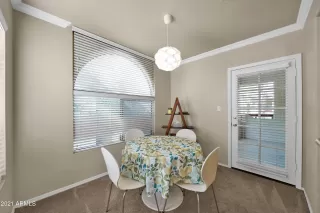 Photo #5: 6224530 Listing 