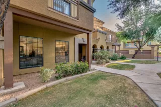 Photo #4: 6224682 Listing